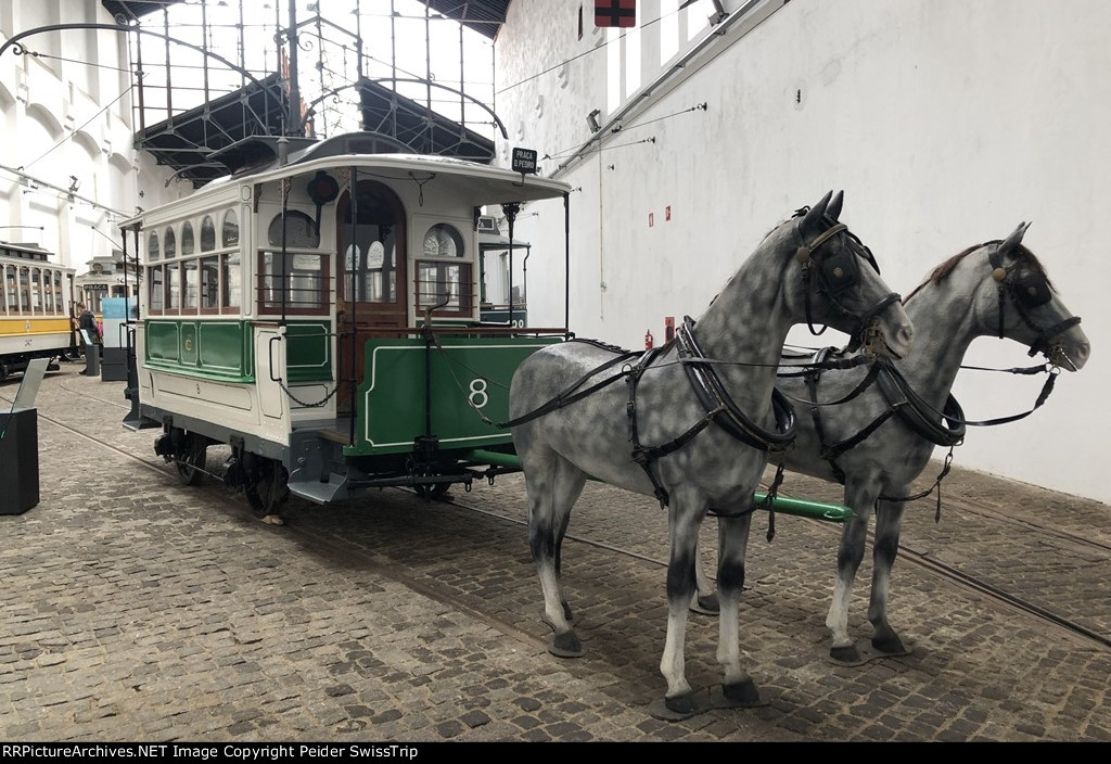 Historic streetcars in Porto